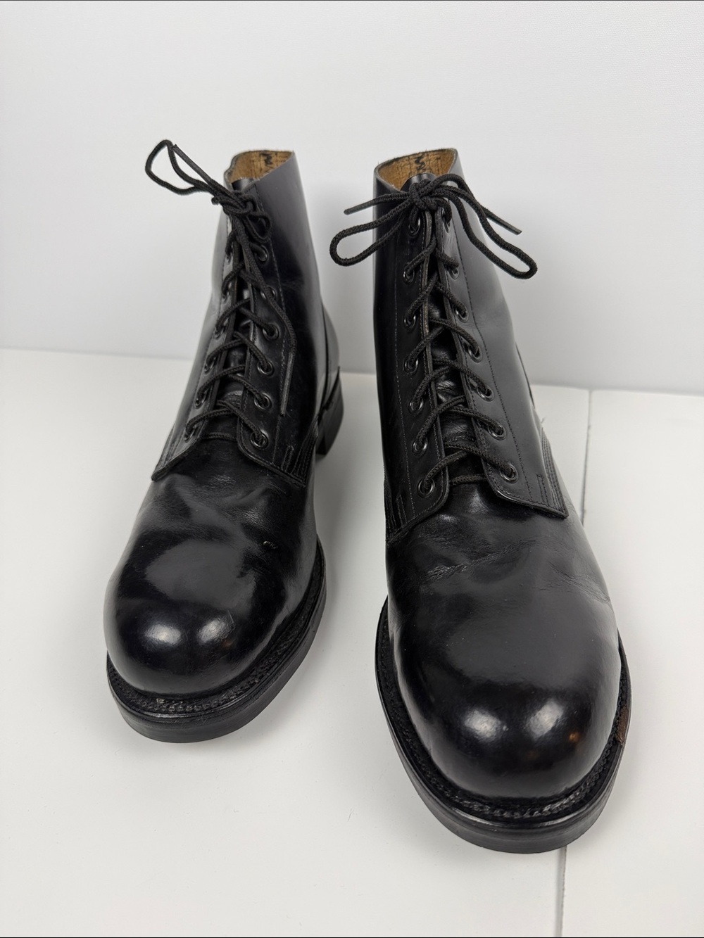 Canadian forces Parade boots 1975/ 1982